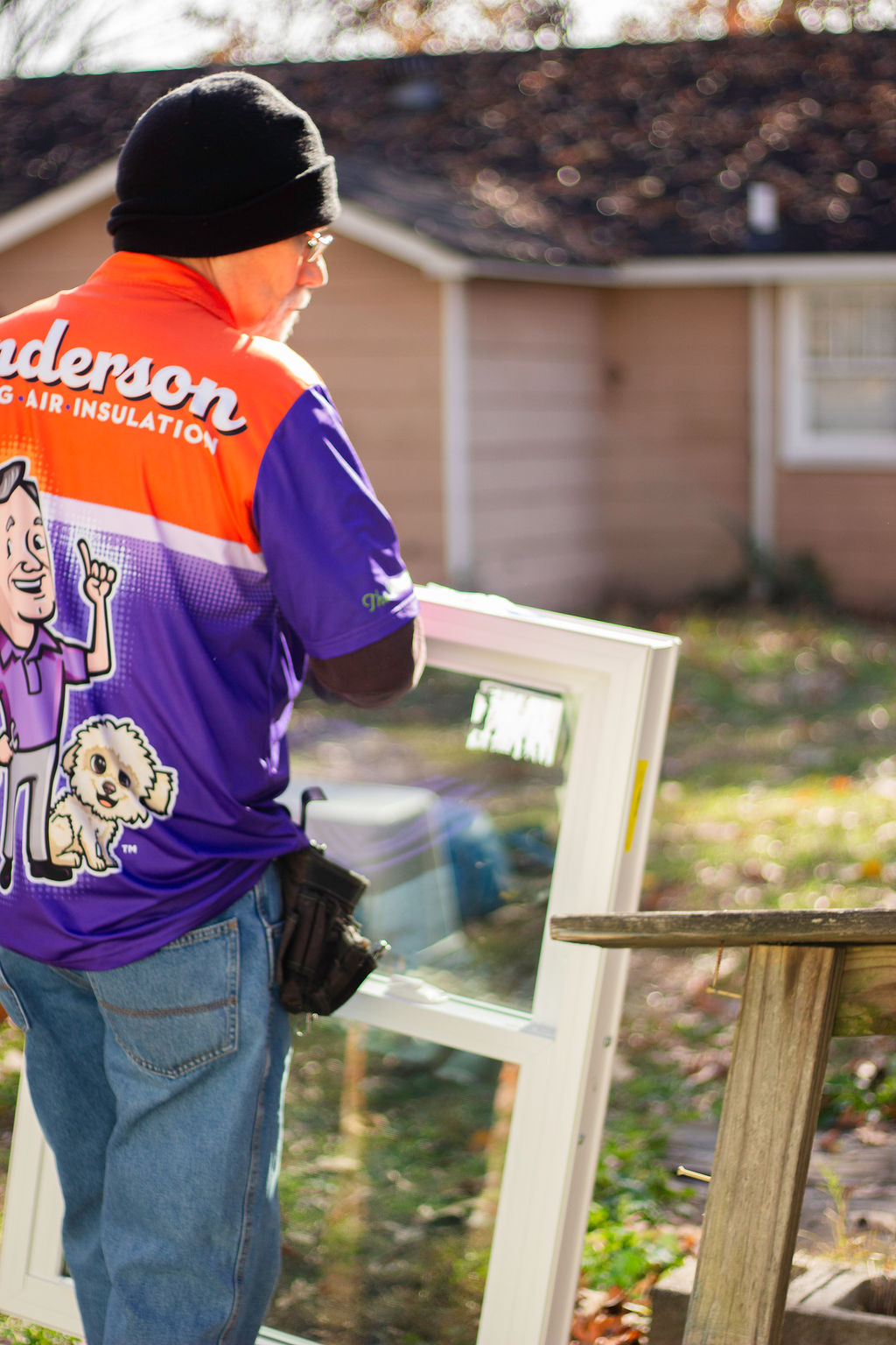 Anderson tech installing a new window